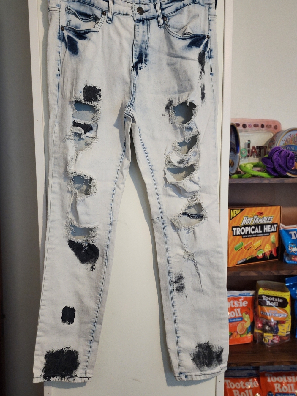 Rue21 White Distressed Skinny Jeans with Black Paint Accents